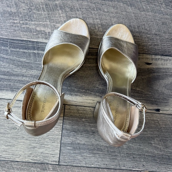 NWT Tory Burch Metallic Spark Gold Platform Heels Retro 70s Disco Style Size 11